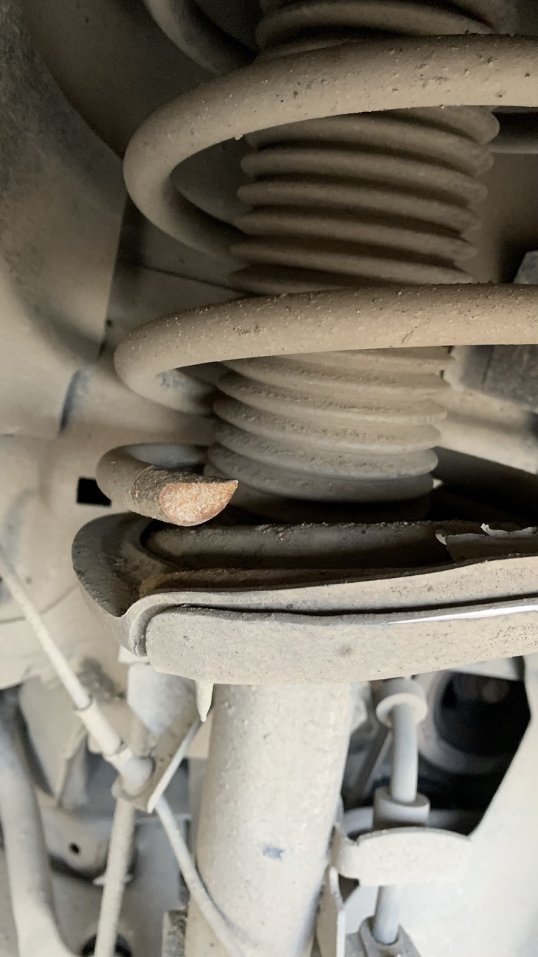 Лопнувшая пружина Форд