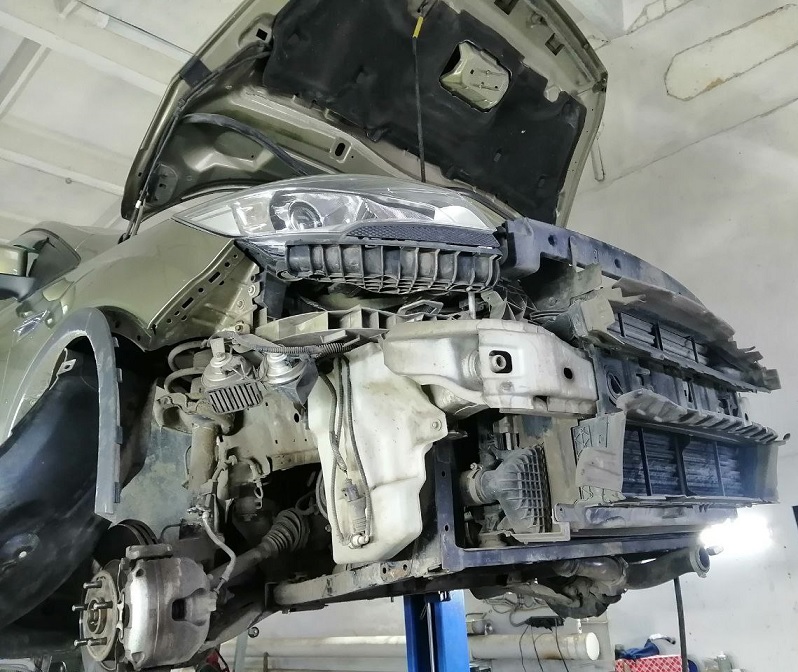 Замена радиатора Форд