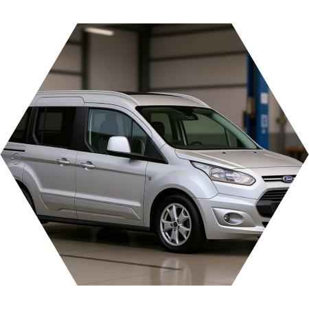 Форд Торнео Коннект после кузовного ремонта и покраски в автотехцентре