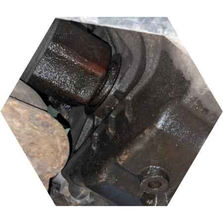 Здесь нужна замена ШРУСа Форд Эскейп