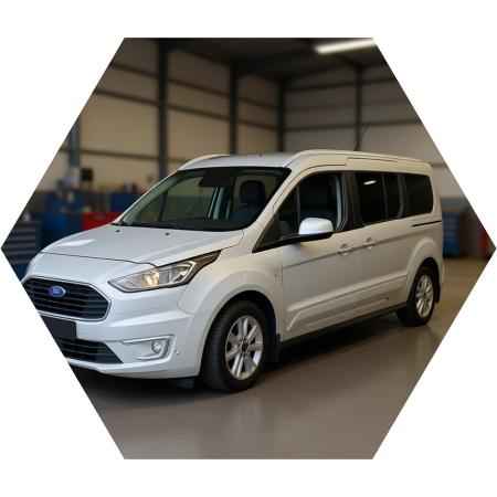 Форд Торнео Коннект после замены топливного насоса в автотехцентре