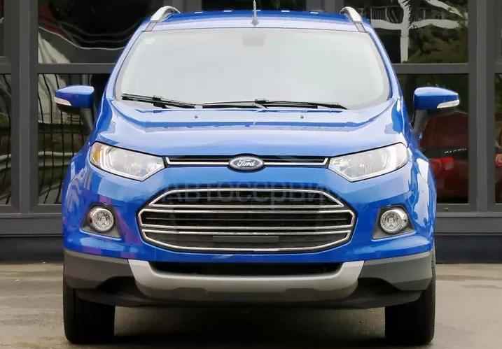Форд Экоспорт спереди