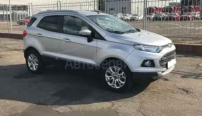 серый Форд Экоспорт