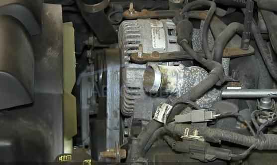 генератор под капотом